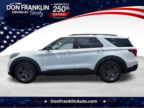 New 2026 Ford Explorer Active w/ Active Comfort Package AWD/4WD image 1
