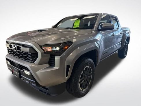 New 2025 Toyota Tacoma TRD Sport w/ TRD Sport Upgrade Package image 6