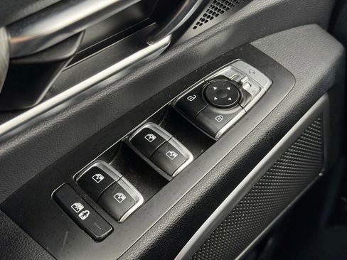 Used 2023 Kia Telluride EX w/ EX Captain's Chair Package AWD/4WD image 26
