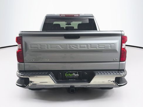 Used 2024 Chevrolet Silverado 1500 LT AWD/4WD image 7