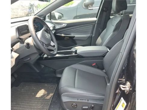Used 2023 Volkswagen ID.4 Pro S AWD/4WD image 5