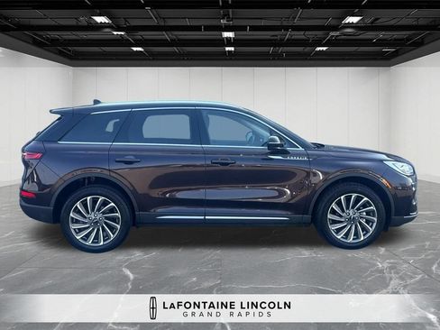 Certified 2023 Lincoln Corsair Reserve w/ Equipment Group 201A AWD/4WD image 6