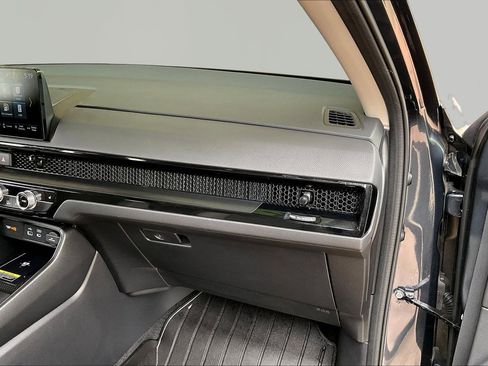 Used 2025 Honda CR-V EX-L image 25