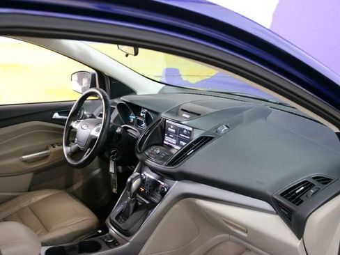Used 2015 Ford Escape SE w/ Equipment Group 201A AWD/4WD image 12