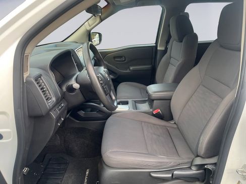 Used 2023 Nissan Frontier S w/ Tow Package image 15