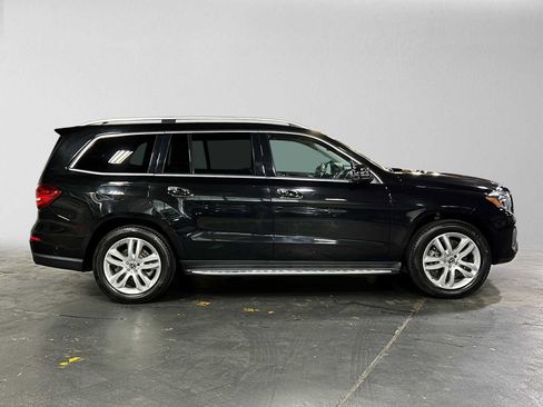 Used 2017 Mercedes-Benz GLS 450 4MATIC image 2