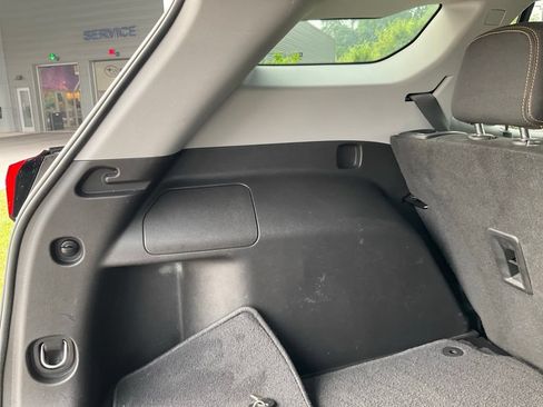 Used 2021 GMC Terrain SLE w/ Driver Convenience Package FWD image 37