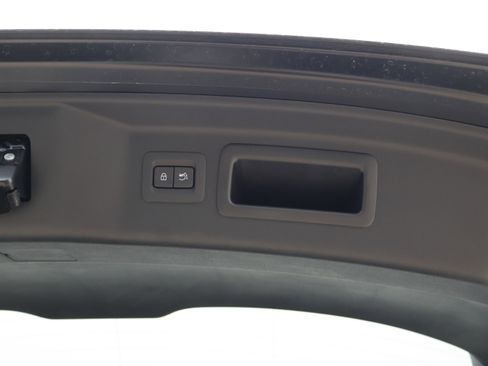 Certified 2025 MAZDA CX-70 3.3 Turbo w/ Premium Plus Pkg image 21