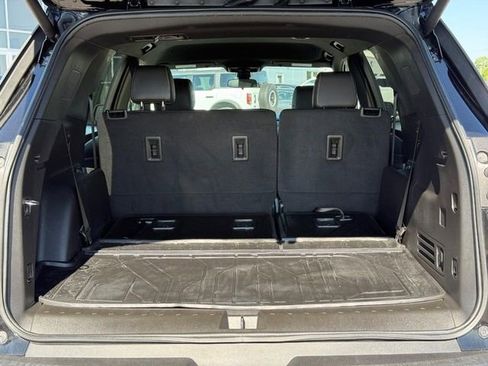 Used 2023 Chevrolet Traverse LT w/ LPO, Floor Liner Package AWD/4WD image 6
