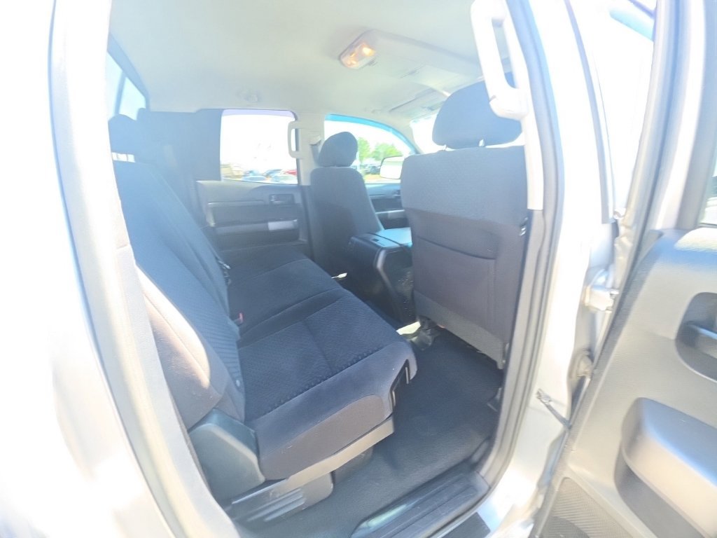 Used 2013 Toyota Tundra 4x4 Double Cab w/ TRD Off-Road Pkg image 31