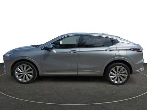 Used 2024 Buick Envista Avenir FWD image 2