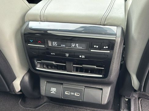 Used 2022 Acura MDX FWD w/ Technology Package image 25