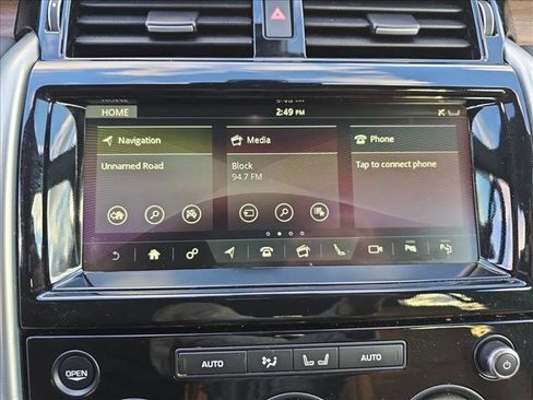 Used 2020 Land Rover Discovery HSE image 23