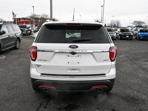 Used 2019 Ford Explorer Limited w/ Ford Safe & Smart Package image 6