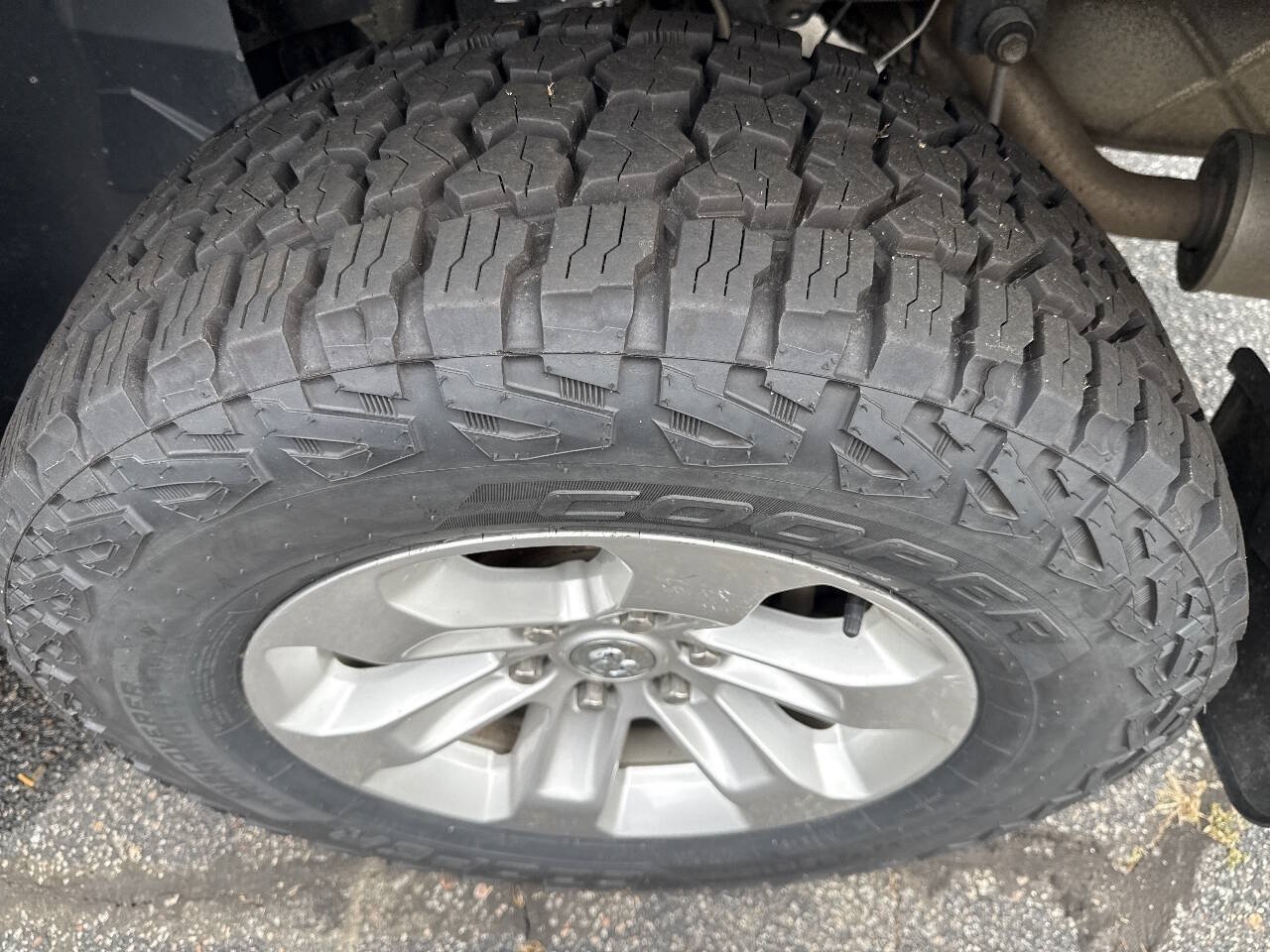 Used 2021 RAM 1500 Laramie w/ Off Road Group AWD/4WD image 39