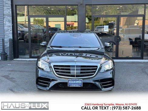 Used 2018 Mercedes-Benz S 560 4MATIC Sedan w/ AMG Line Exterior image 6