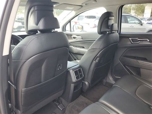 Certified 2023 Kia Sportage EX image 8