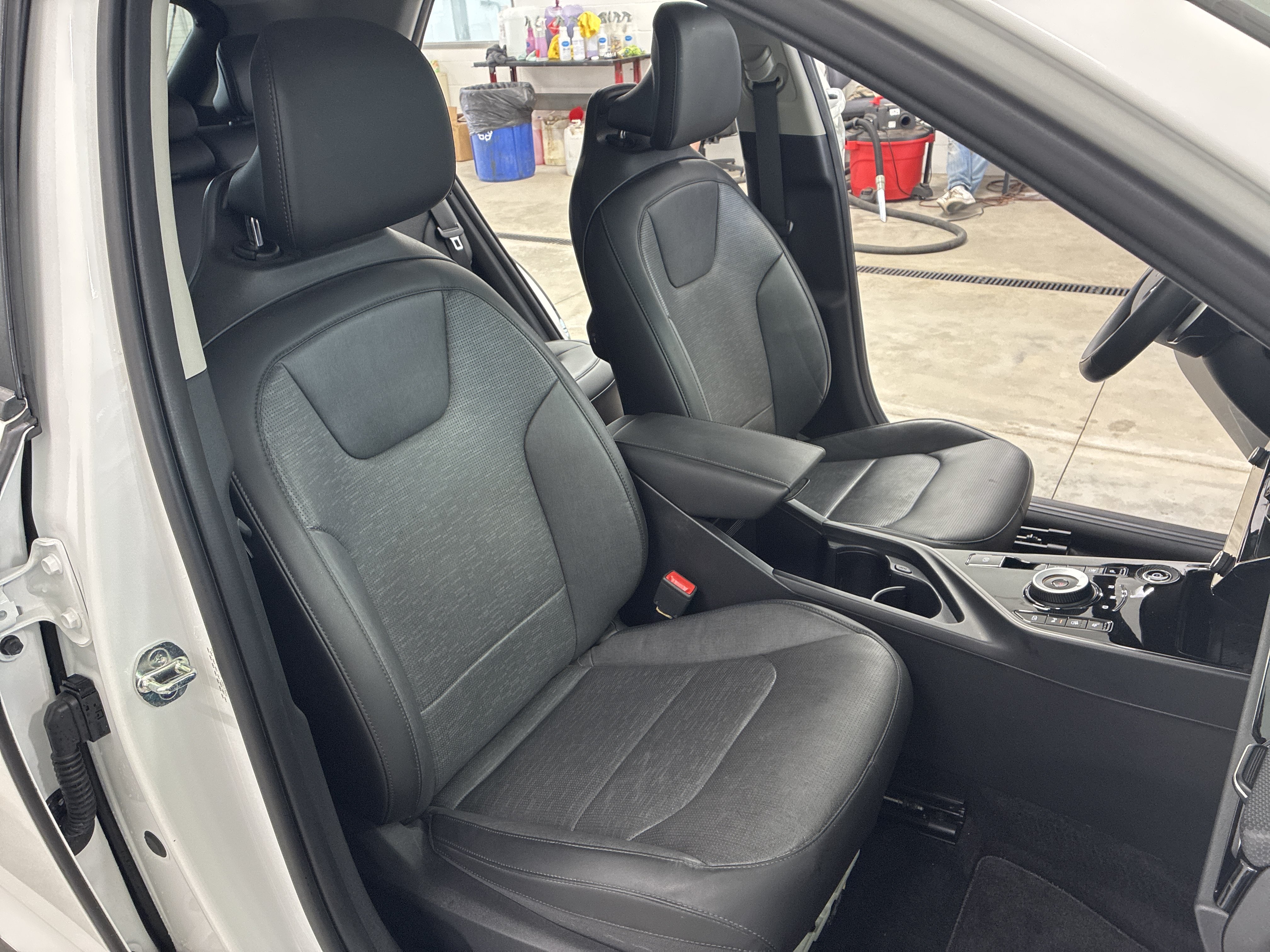 Used 2023 Kia Niro Wave FWD image 15