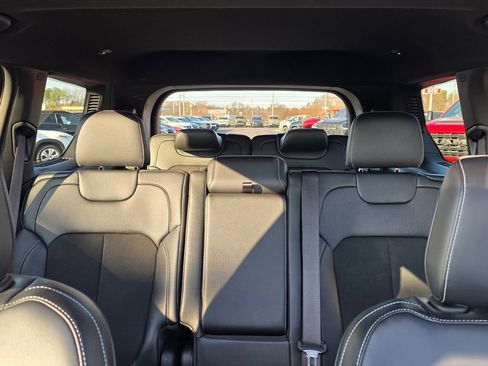 Used 2024 Jeep Grand Cherokee L Altitude image 28