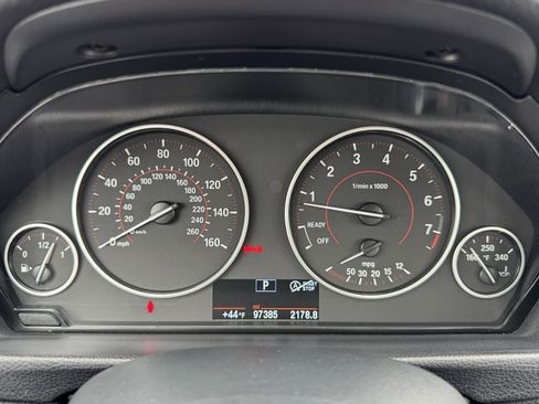 Used 2017 BMW 330i xDrive Sedan AWD/4WD image 20
