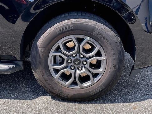 Certified 2025 Ford Expedition Max Active AWD/4WD image 9