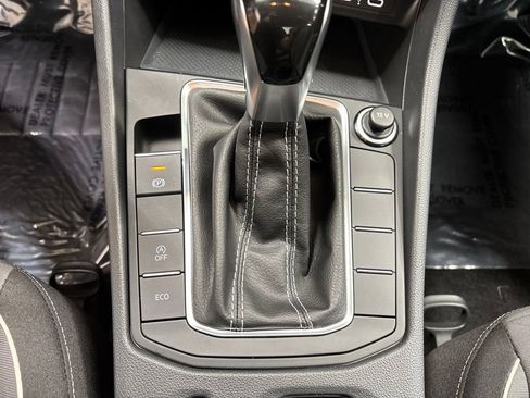 Used 2025 Volkswagen Jetta Sport FWD image 24