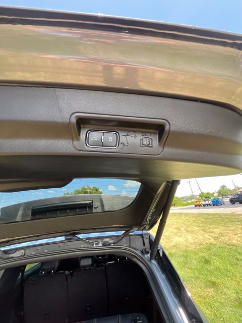 Used 2025 Ford Explorer ST-Line w/ ST-Line Street Pack AWD/4WD image 25