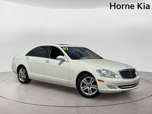 Used 2007 Mercedes-Benz S 550 image 2