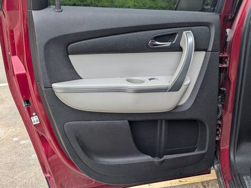 Used 2007 GMC Acadia SLT FWD image 22