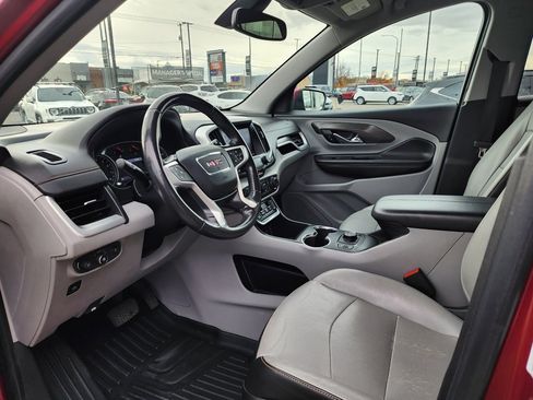 Used 2019 GMC Terrain SLT image 9
