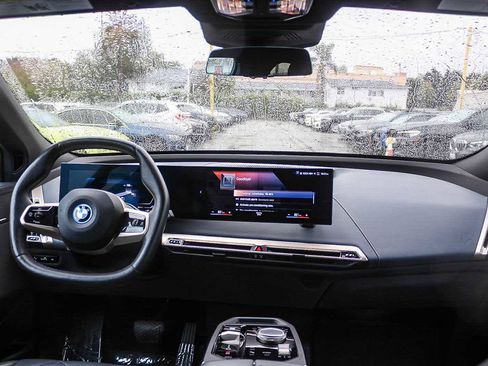 Certified 2023 BMW iX xDrive50 w/ Convenience Package image 12