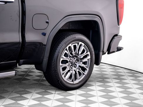 Used 2025 GMC Sierra 1500 Denali Ultimate AWD/4WD image 35