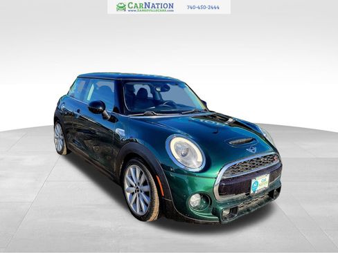 Used 2017 MINI Cooper S image 2
