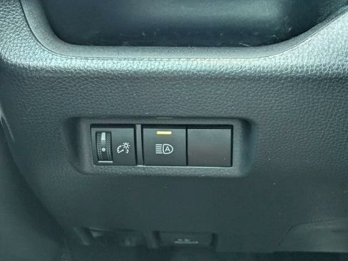 Used 2024 Toyota RAV4 XLE AWD/4WD image 22