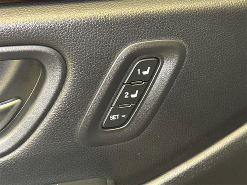 New 2025 Honda Pilot Touring image 24