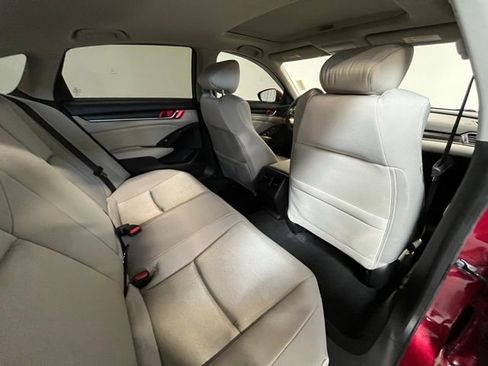 Used 2020 Honda Accord EX image 12