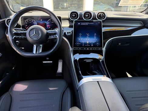 Used 2023 Mercedes-Benz GLC 300 image 39