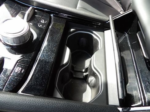 Used 2024 Jeep Grand Cherokee Overland w/ Adv Protech Group III AWD/4WD image 46