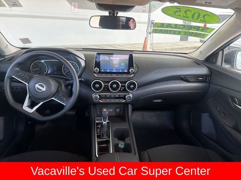 Used 2025 Nissan Sentra SV FWD image 12