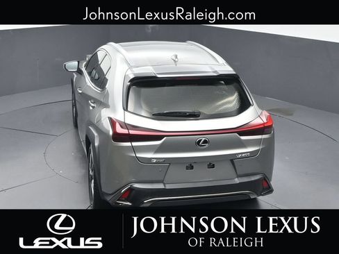 Used 2019 Lexus UX 200 F Sport w/ F Sport Premium Package FWD image 27