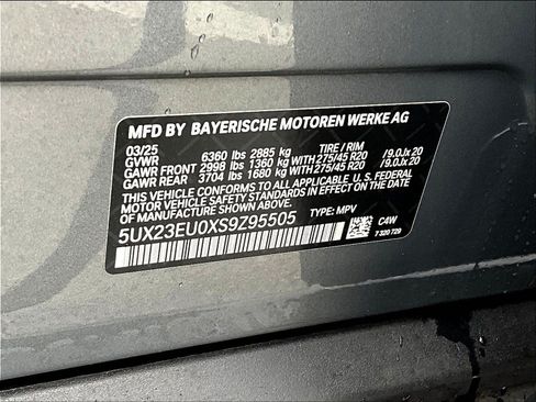 Used 2025 BMW X5 xDrive40i w/ Parking Assistance Package AWD/4WD image 21