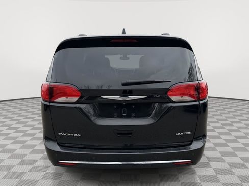 Used 2019 Chrysler Pacifica Limited FWD image 6