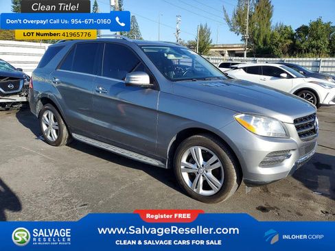 Used 2014 Mercedes-Benz ML 350 4dr Sport Utility w/ Premium 1 Package image 5