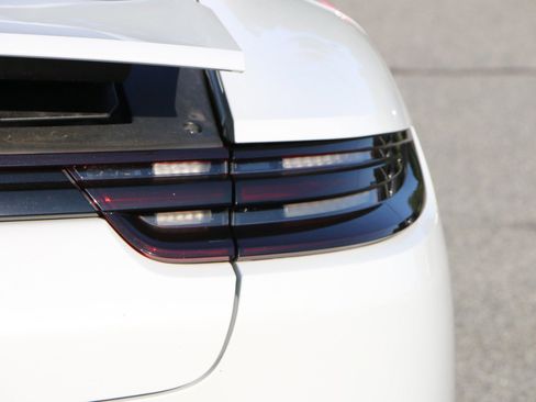 Used 2018 Porsche Panamera 4S w/ Premium Package Plus AWD/4WD image 6