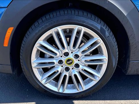Used 2024 MINI Cooper SE FWD image 32