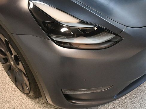 Used 2021 Tesla Model Y Performance AWD/4WD image 10