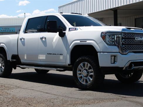 Used 2020 GMC Sierra 2500 Denali w/ Denali Ultimate Package AWD/4WD image 9