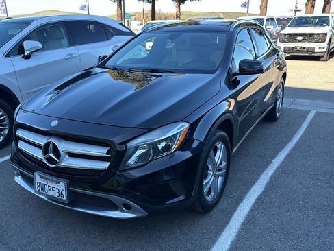 Used 2015 Mercedes-Benz GLA 250 4MATIC image 1