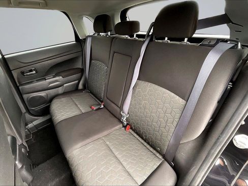 Used 2025 Mitsubishi Outlander Sport AWD image 25
