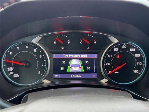 Used 2022 Chevrolet Equinox RS w/ RS Leather Package image 12